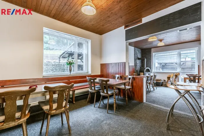 Prodej rodinného domu, Desná - Desná II, K Parlamentu, 180 m2