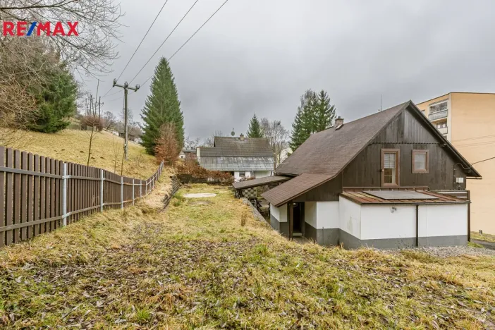 Prodej rodinného domu, Desná - Desná II, K Parlamentu, 180 m2