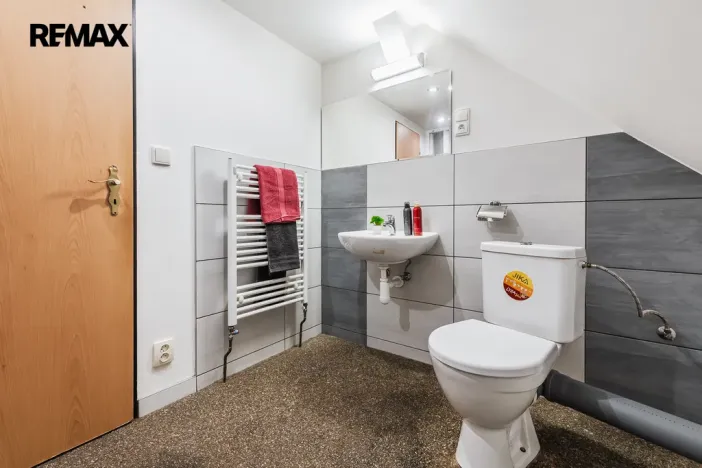 Prodej rodinného domu, Desná - Desná II, K Parlamentu, 180 m2