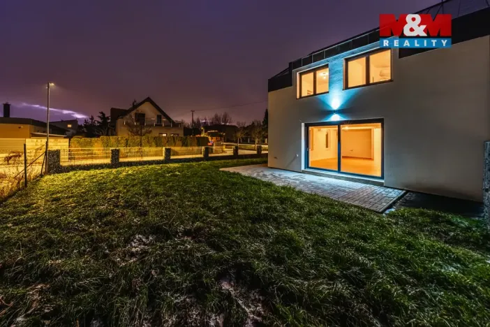 Pronájem rodinného domu, Jirny, 138 m2