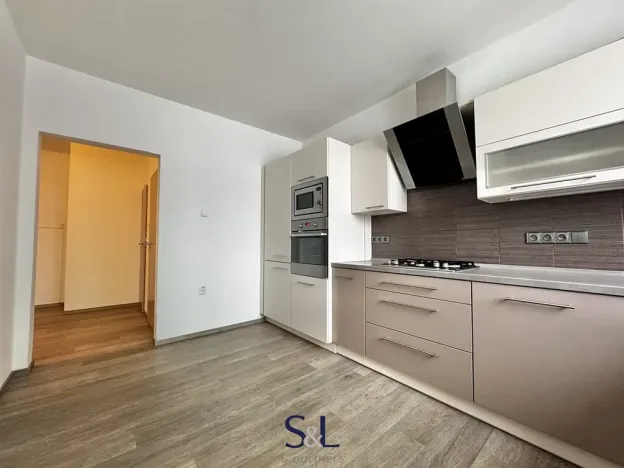 Pronájem bytu 3+1, Česká Lípa, Bratří Čapků, 72 m2