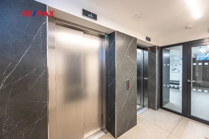 Pronájem bytu 2+kk, Praha - Stodůlky, Mukařovského, 42 m2