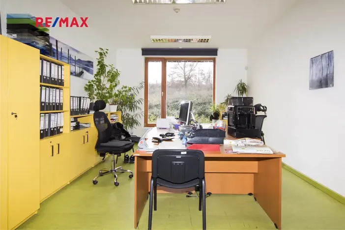 Pronájem kanceláře, Ústí nad Labem, náměstí Prokopa Velikého, 48 m2