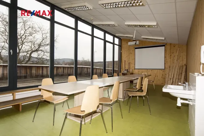 Pronájem kanceláře, Ústí nad Labem, náměstí Prokopa Velikého, 48 m2