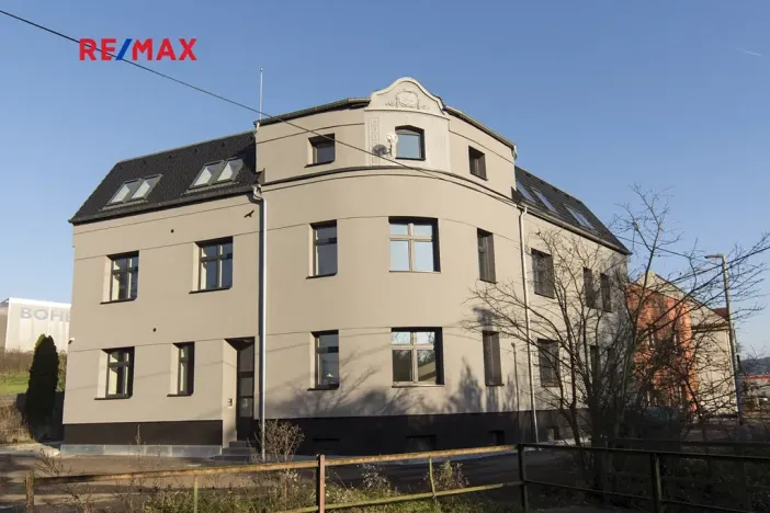 Prodej činžovního domu, Ústí nad Labem, náměstí Prokopa Velikého, 576 m2