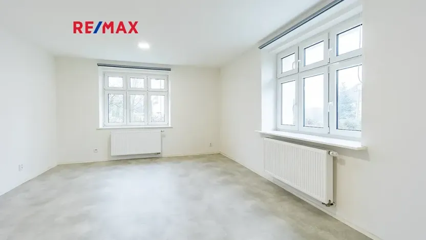 Prodej bytu 2+kk, Žandov, Pod Dubovkou, 54 m2