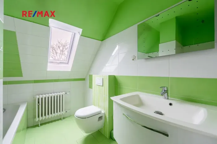 Prodej vily, Měchenice, Hlavní, 330 m2