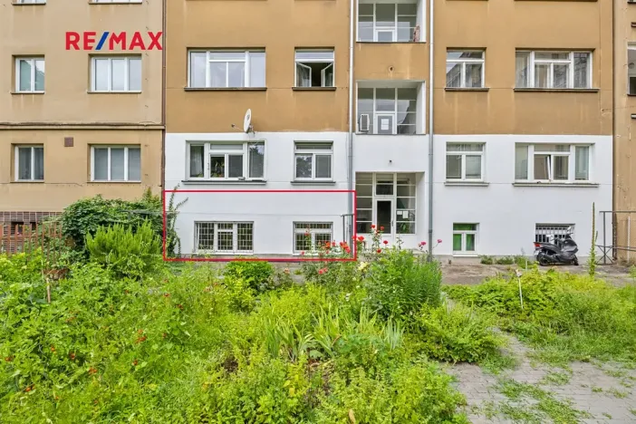 Prodej bytu 2+kk, Praha - Podolí, Podolská, 44 m2