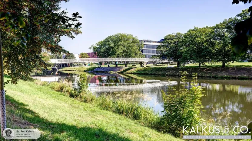 Pronájem bytu 3+kk, Hradec Králové, Smetanovo nábřeží, 70 m2