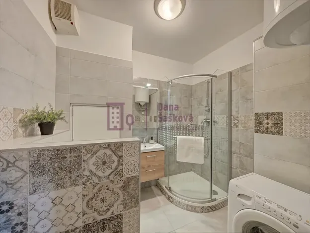 Prodej bytu 2+kk, Jindřichův Hradec, Nušlova, 45 m2