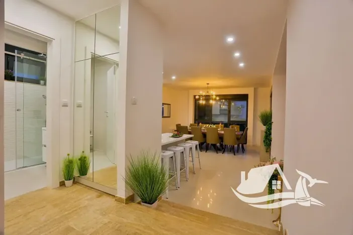 Prodej vily, Split, Chorvatsko, 300 m2