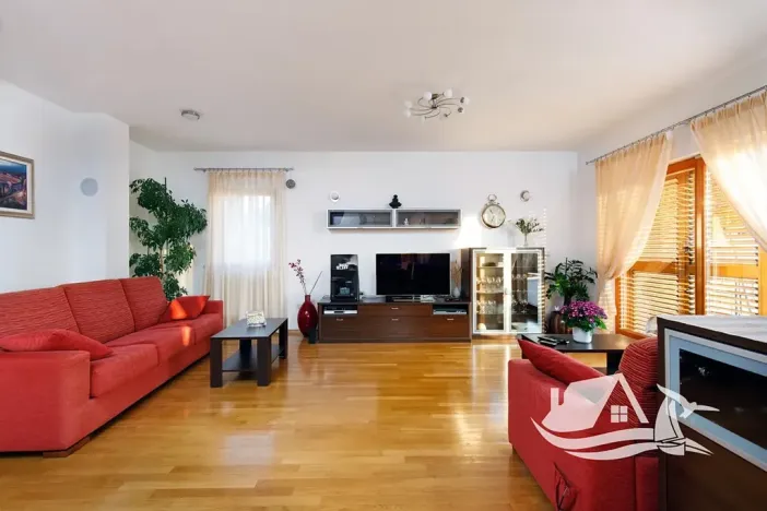 Prodej rodinného domu, Split, Chorvatsko, 290 m2