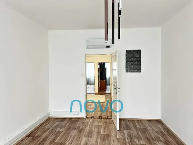 Pronájem bytu 2+1, Praha - Holešovice, Veletržní, 80 m2