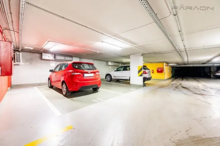 Pronájem bytu 2+kk, Praha - Holešovice, Jankovcova, 67 m2