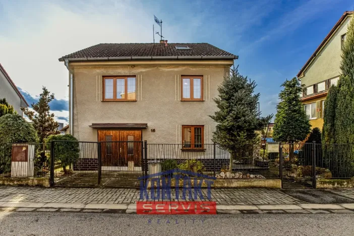 Prodej rodinného domu, Dívčice, 243 m2