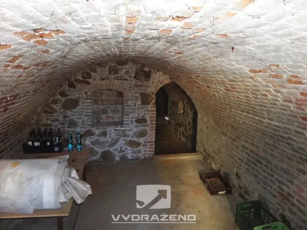 Prodej rodinného domu, Dolní Kounice, Hlavní, 400 m2