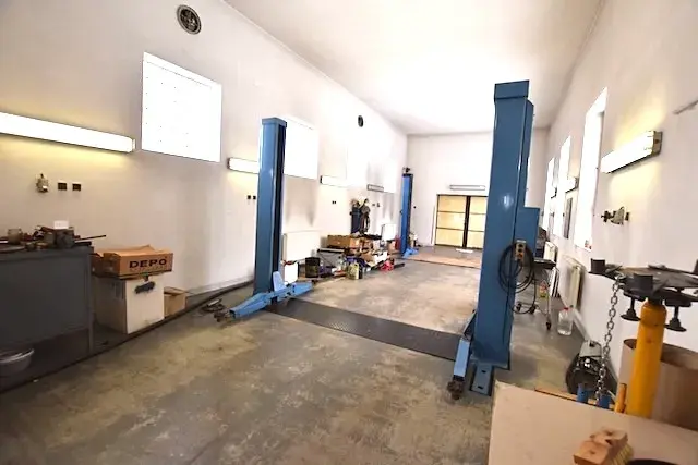 Prodej výrobních prostor, Písek, 161 m2