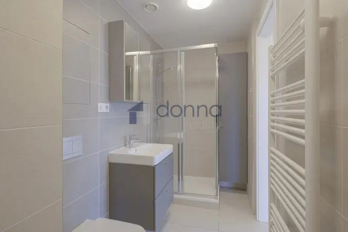 Pronájem bytu 2+kk, Praha, Univerzitní, 51 m2