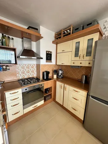 Prodej bytu 3+1, Pardubice - Polabiny, kpt. Bartoše, 78 m2