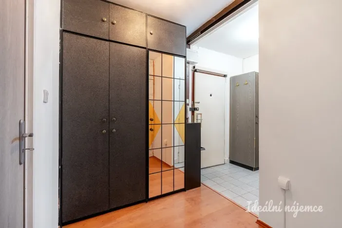 Pronájem bytu 2+1, Praha - Řepy, Makovského, 53 m2