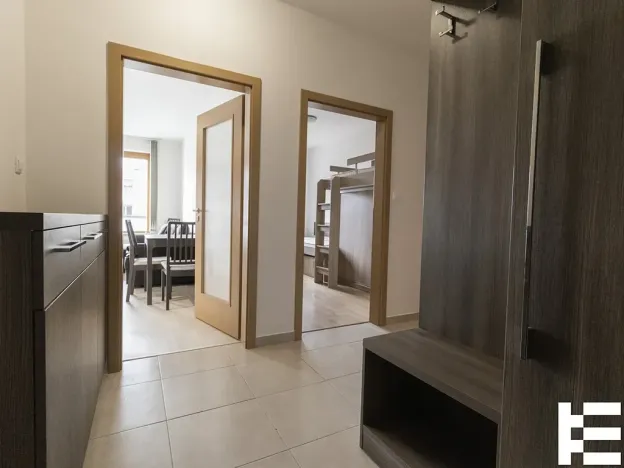 Pronájem bytu 2+kk, Praha - Modřany, Československého exilu, 48 m2