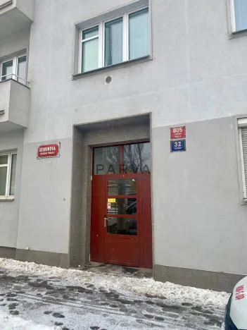 Pronájem bytu 1+kk, Praha - Vysočany, Kolbenova, 28 m2