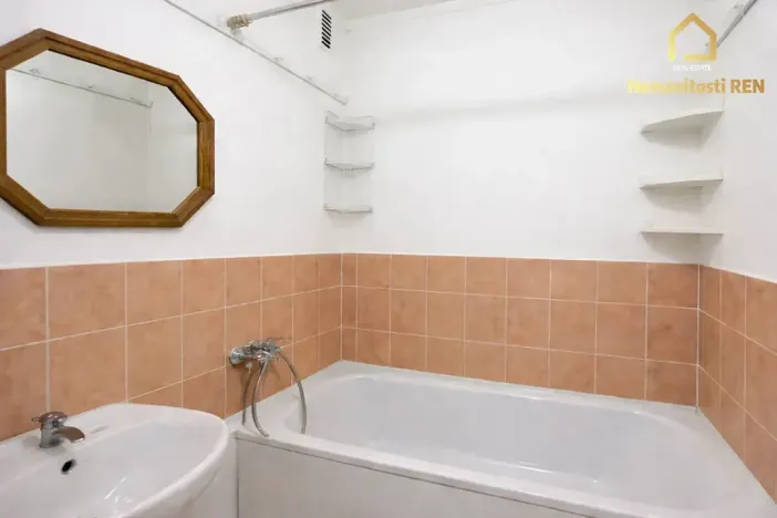 Prodej bytu 2+1, Ostrava, Adamusova, 53 m2