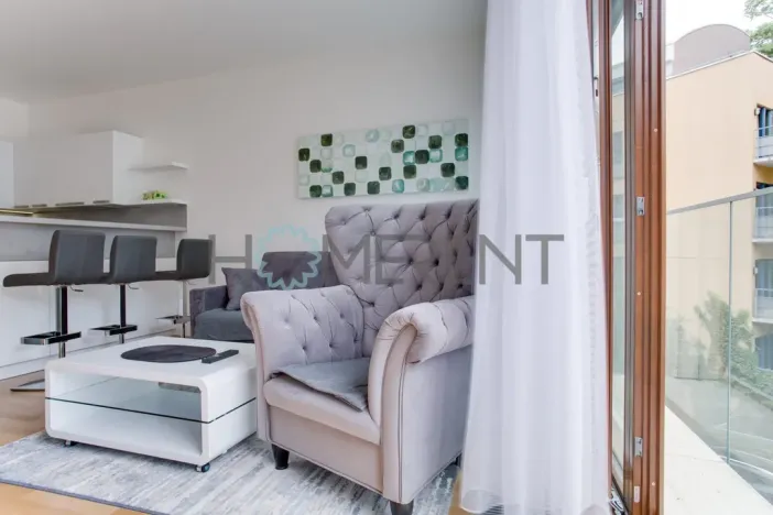 Pronájem bytu 2+kk, Praha - Smíchov, Mozartova, 46 m2