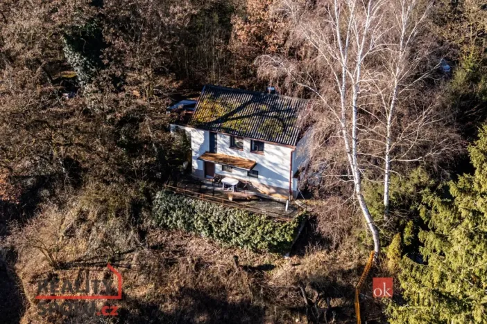 Prodej chaty, Týn nad Vltavou - Hněvkovice na levém břehu Vltavy, 80 m2