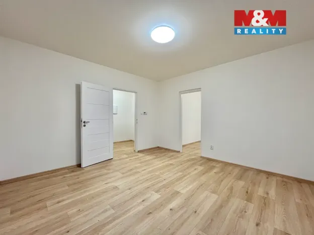Pronájem bytu 2+1, Louny, Nerudova, 55 m2