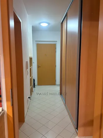 Pronájem bytu 1+kk, Praha - Liboc, Naardenská, 46 m2