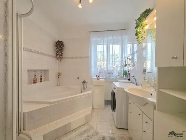 Prodej rodinného domu, Javorník, Smetanova, 225 m2