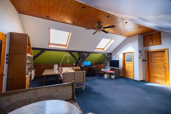 Prodej vícegeneračního domu, Vejprty, 900 m2