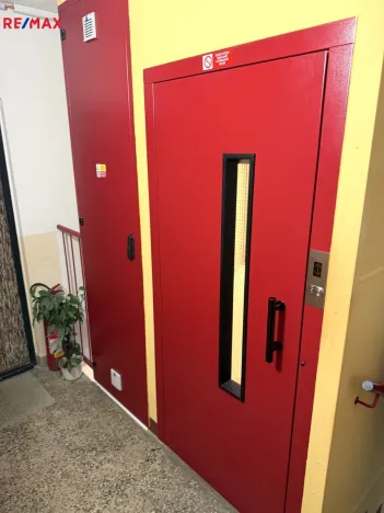 Prodej bytu 3+1, Třebíč - Nové Dvory, Benešova, 74 m2