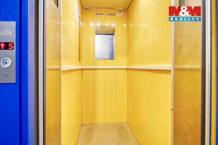 Pronájem bytu 1+1, Plzeň, Manětínská, 39 m2