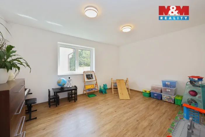 Prodej obchodního prostoru, Zbraslavice, 1381 m2