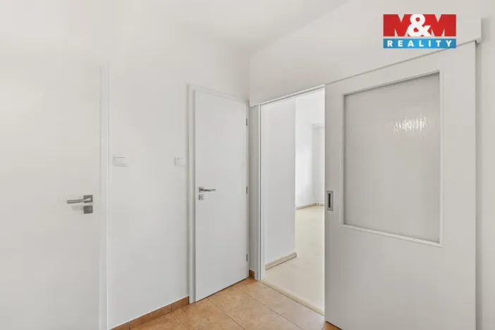 Prodej bytu 2+kk, Praha - Modřany, Urbánkova, 44 m2