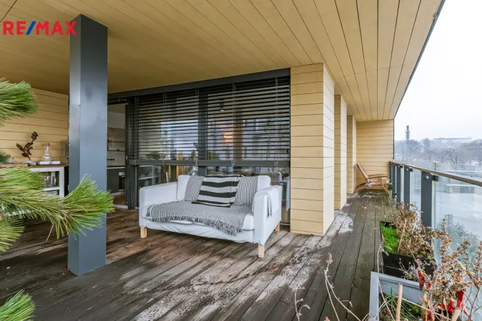 Pronájem bytu 3+kk, Praha - Libeň, Menclova, 96 m2