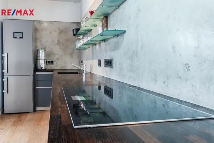 Pronájem bytu 3+kk, Praha - Libeň, Menclova, 96 m2