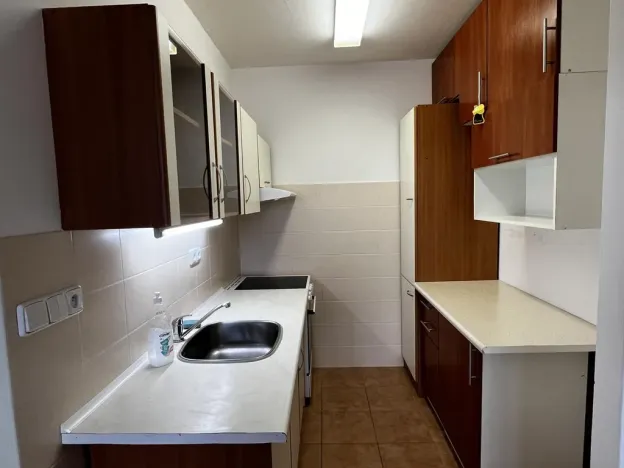 Pronájem bytu 2+kk, Praha - Řepy, Laudova, 42 m2