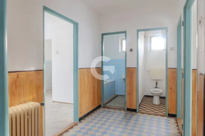 Prodej rodinného domu, Svárov, 140 m2