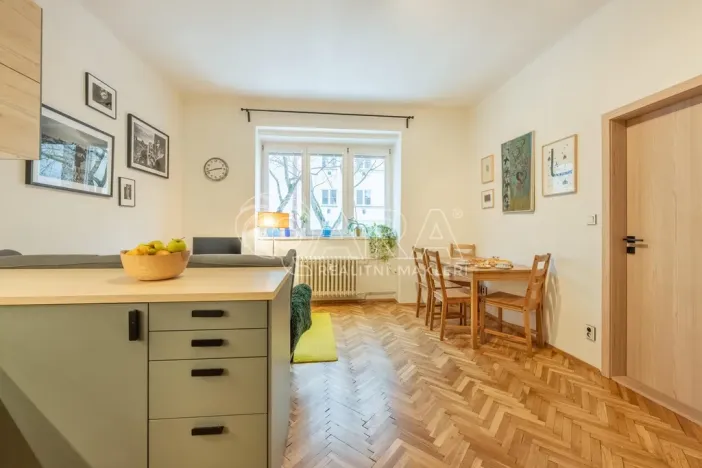 Prodej bytu 3+kk, Praha - Žižkov, Strážní, 72 m2