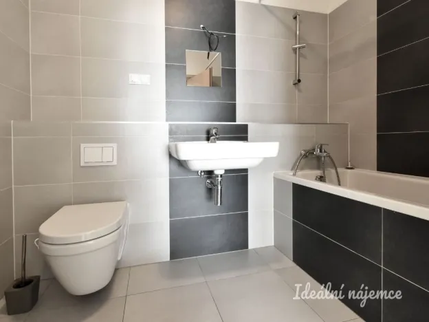 Pronájem bytu 2+kk, Praha - Libeň, Kurta Konráda, 61 m2