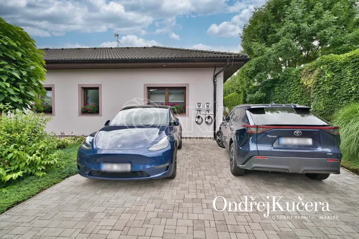 Prodej rodinného domu, Kostelec nad Labem, K Jahodovce, 140 m2