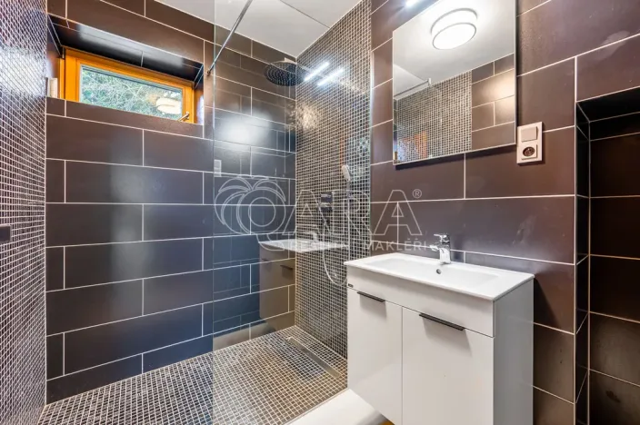 Pronájem vily, Roztoky, Nad vinicemi, 393 m2