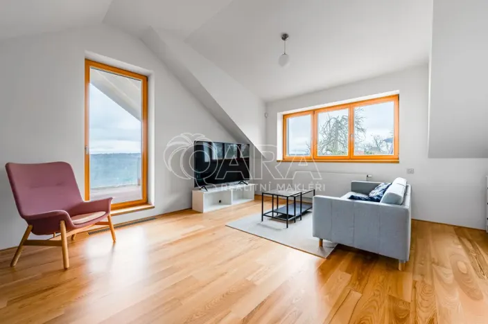 Pronájem vily, Roztoky, Nad vinicemi, 393 m2