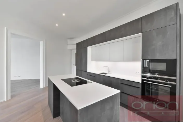 Pronájem bytu 3+kk, Praha - Vinohrady, náměstí Jiřího z Poděbrad, 138 m2