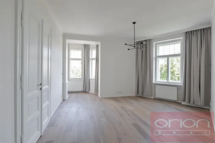 Pronájem bytu 3+kk, Praha - Vinohrady, náměstí Jiřího z Poděbrad, 138 m2