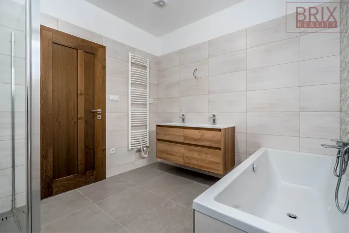 Prodej rodinného domu, Loket, 125 m2