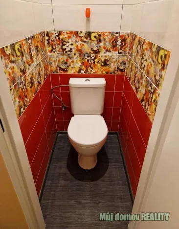 Pronájem bytu 2+kk, Praha - Podolí, Podolská, 58 m2